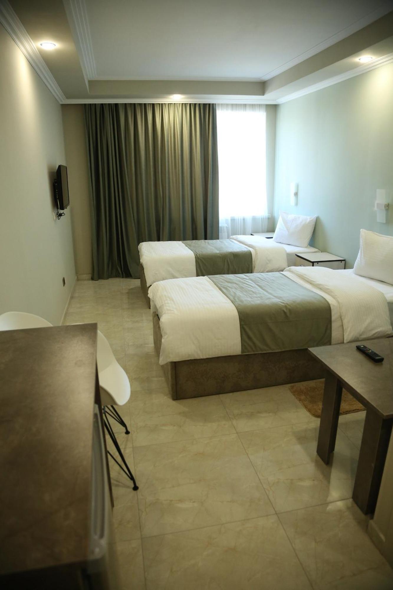 Vell Grey Hotel Martuni Εξωτερικό φωτογραφία