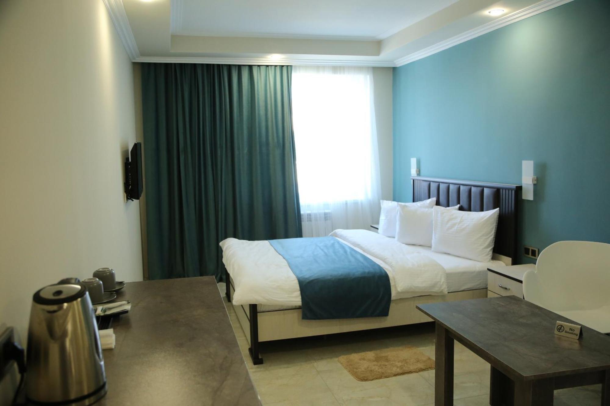 Vell Grey Hotel Martuni Εξωτερικό φωτογραφία