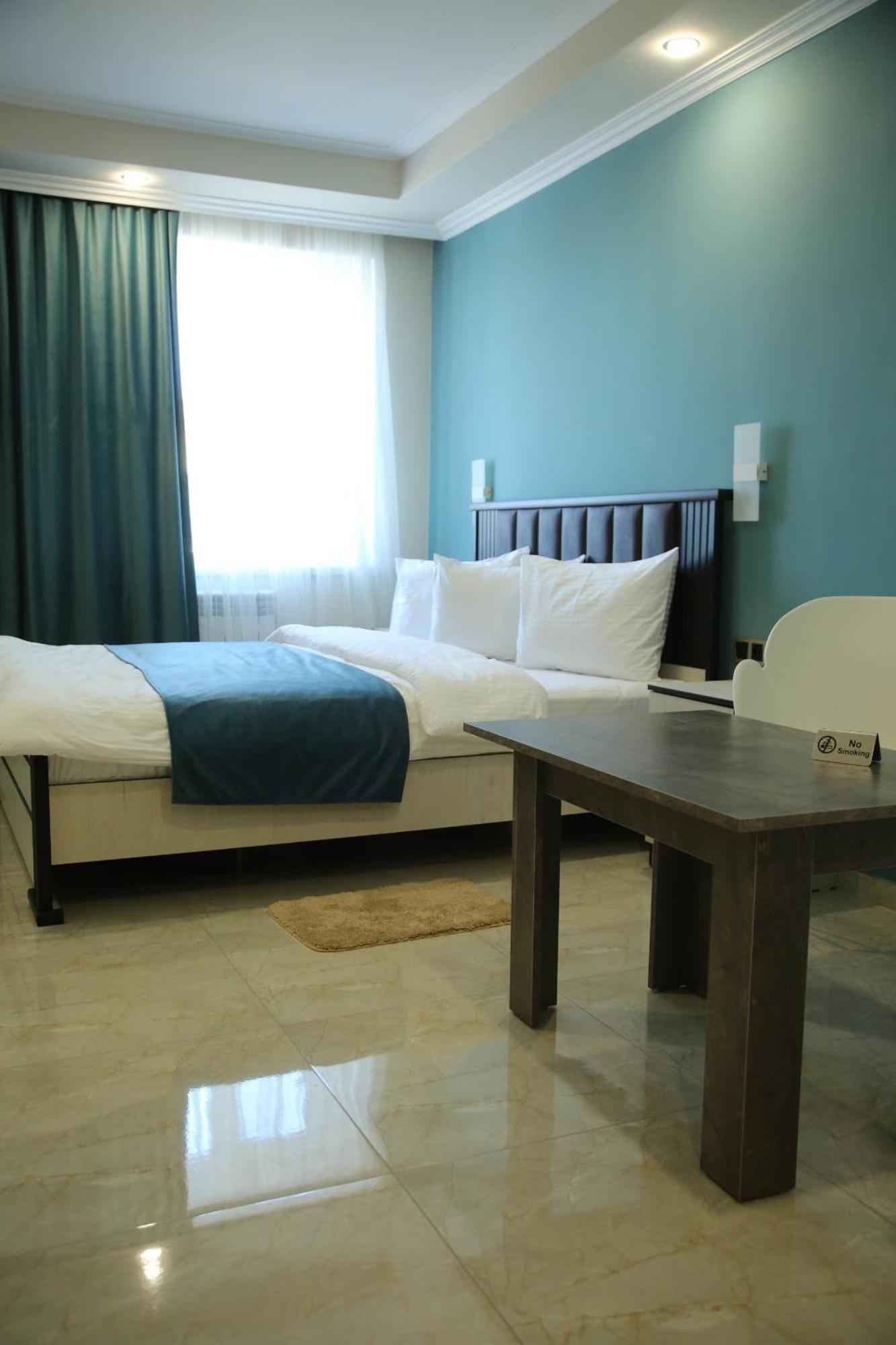 Vell Grey Hotel Martuni Εξωτερικό φωτογραφία